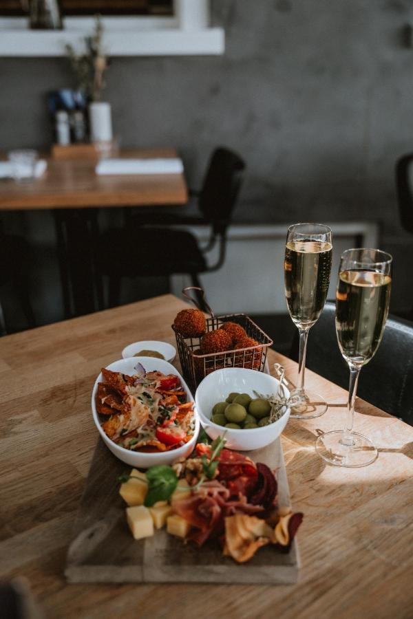 Hotel Brasserie Florian 비크빅두스테드 외부 사진